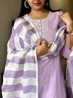 Lavender Handloom Cotton Kurta Pant Set with Pure Linen Dupatta