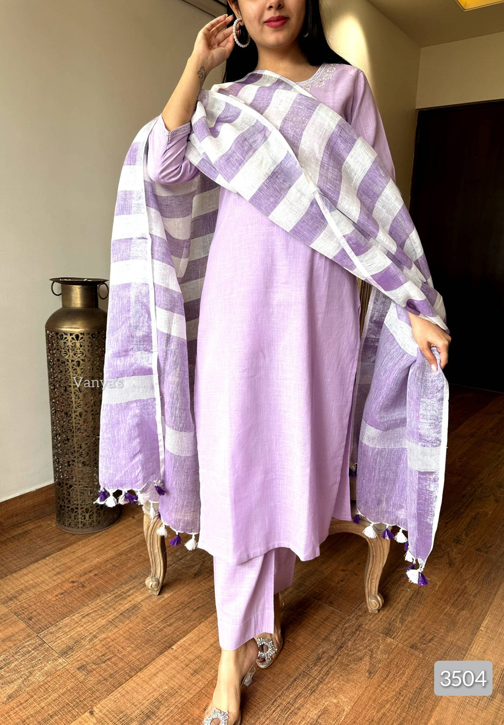 Lavender Handloom Cotton Kurta Pant Set with Pure Linen Dupatta