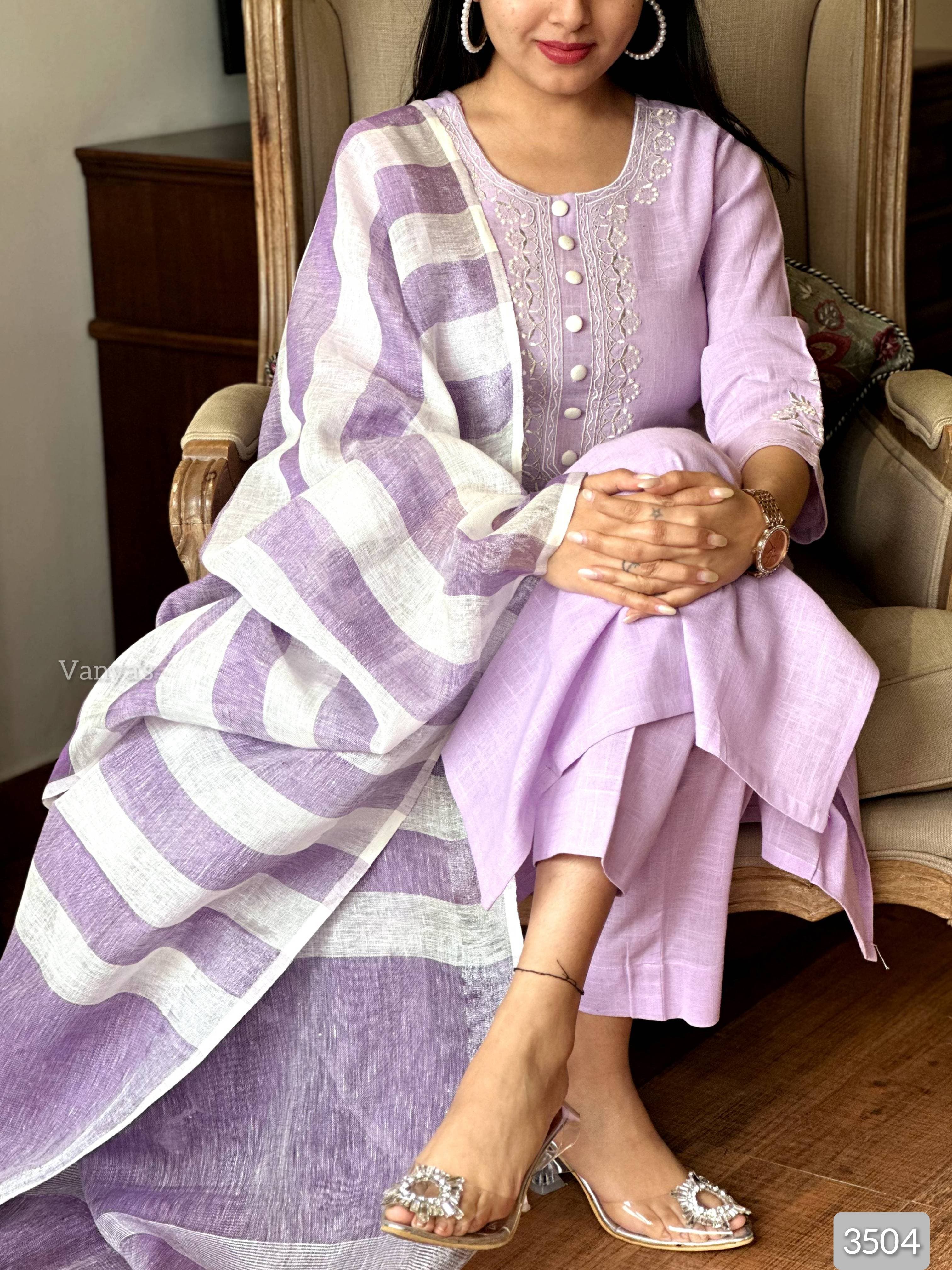 Lavender Handloom Cotton Kurta Pant Set with Pure Linen Dupatta