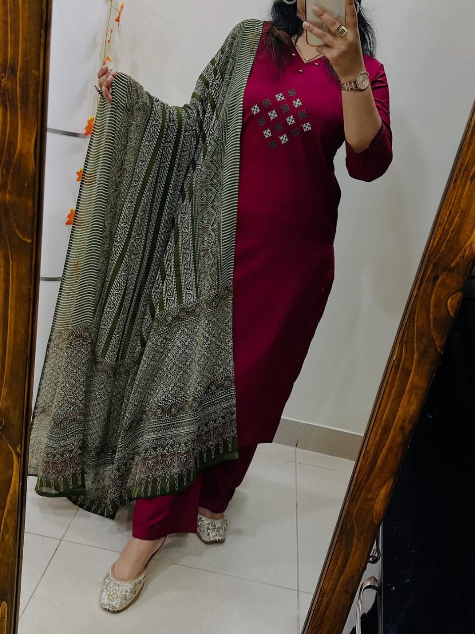 Wine Solid Cotton Kurti Pant & Dupatta Set for women