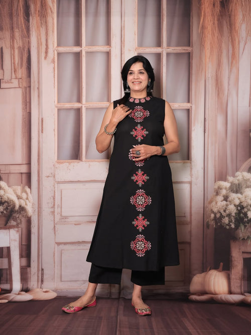 Elegant Black Embroidered Cotton Slub Co-ord Set