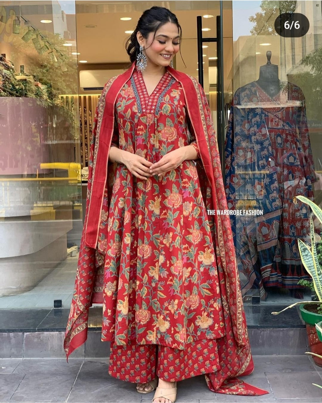 Red Women’s Floral Printed Kurta Pant Dupatta Set