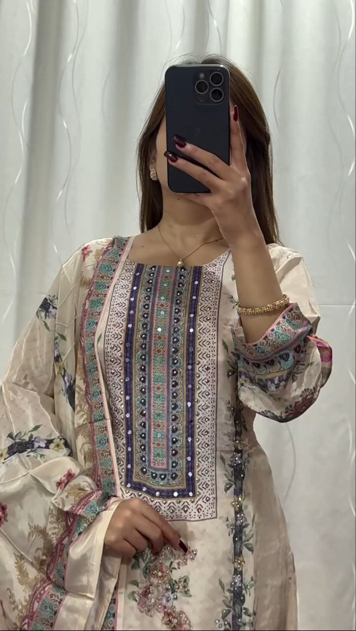 Women's Premium Lilac Silk Blend Digitally Printed Suit Set | Handcrafted Mirror & Embroidery Work Kurti, Pant, and Dupatta 3-Piece Festive Set with Cotton Lining