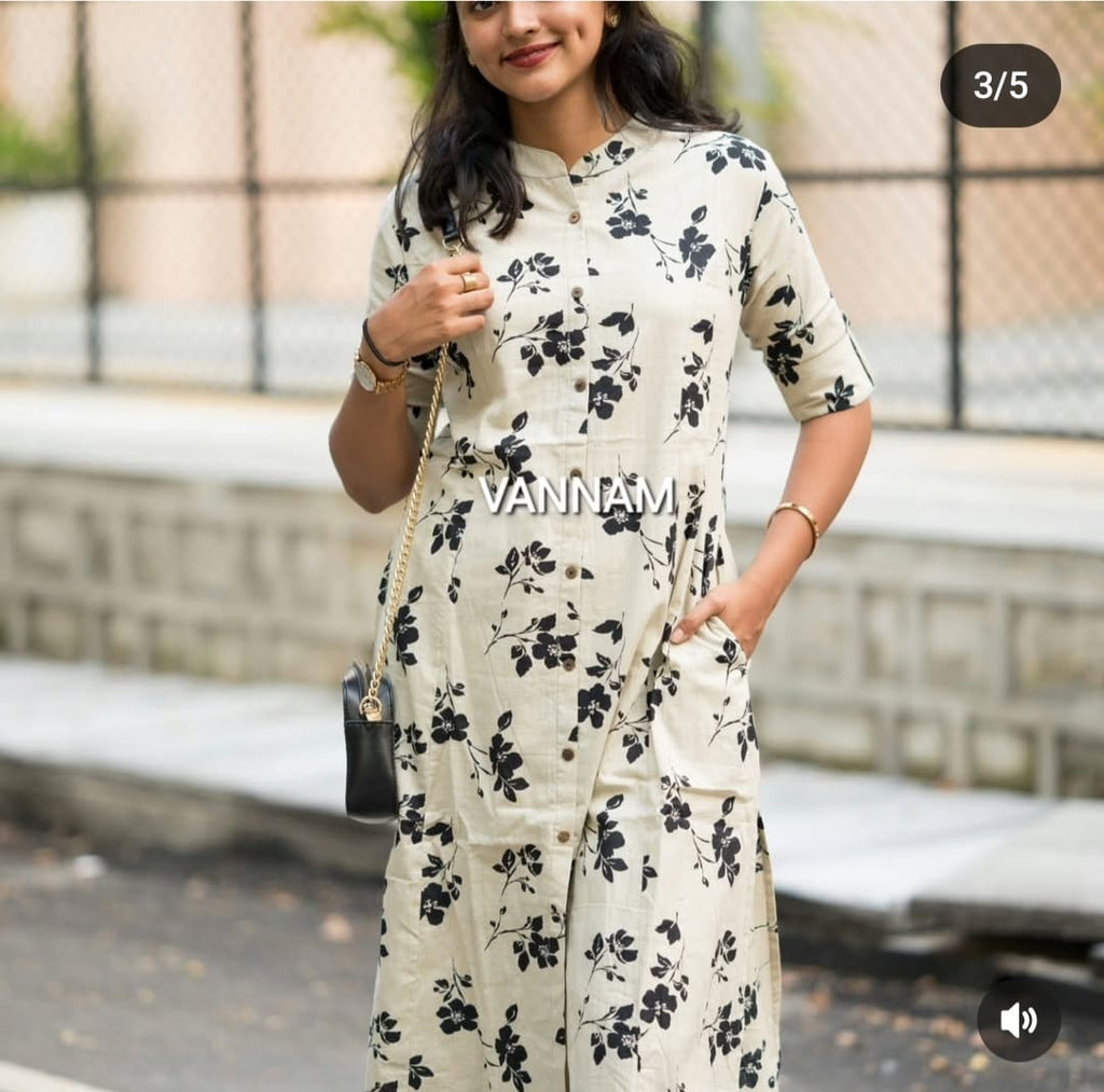 Floral Print Mandarian Collar Kurta