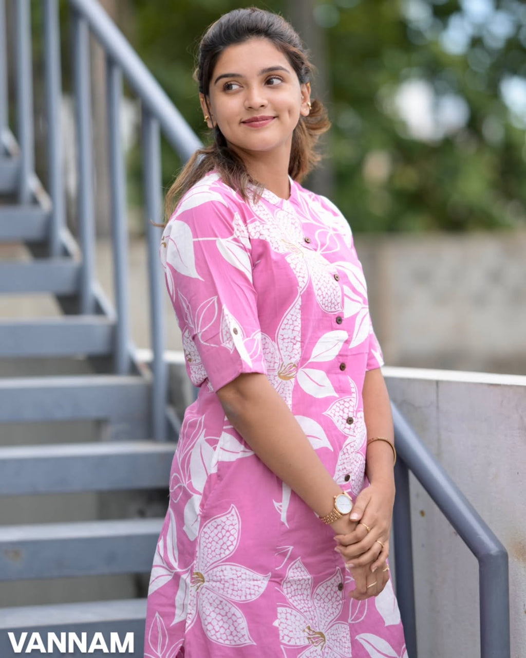 Pink & White Floral Print Cotton Kurti