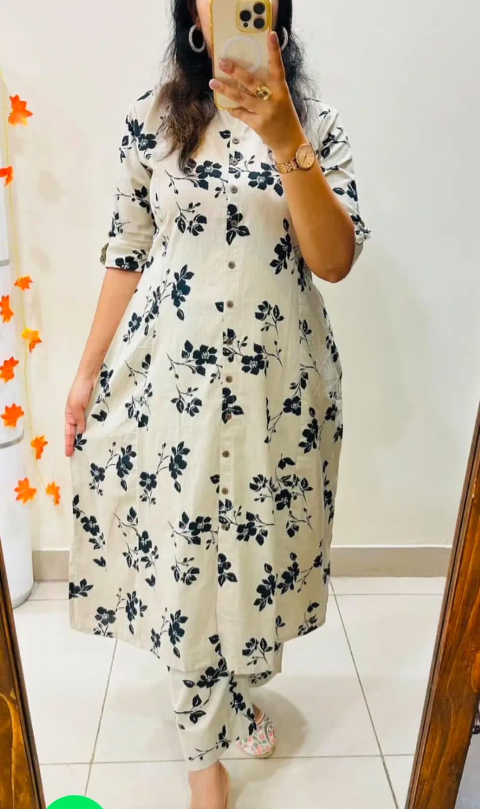 Floral Print Mandarian Collar Kurta