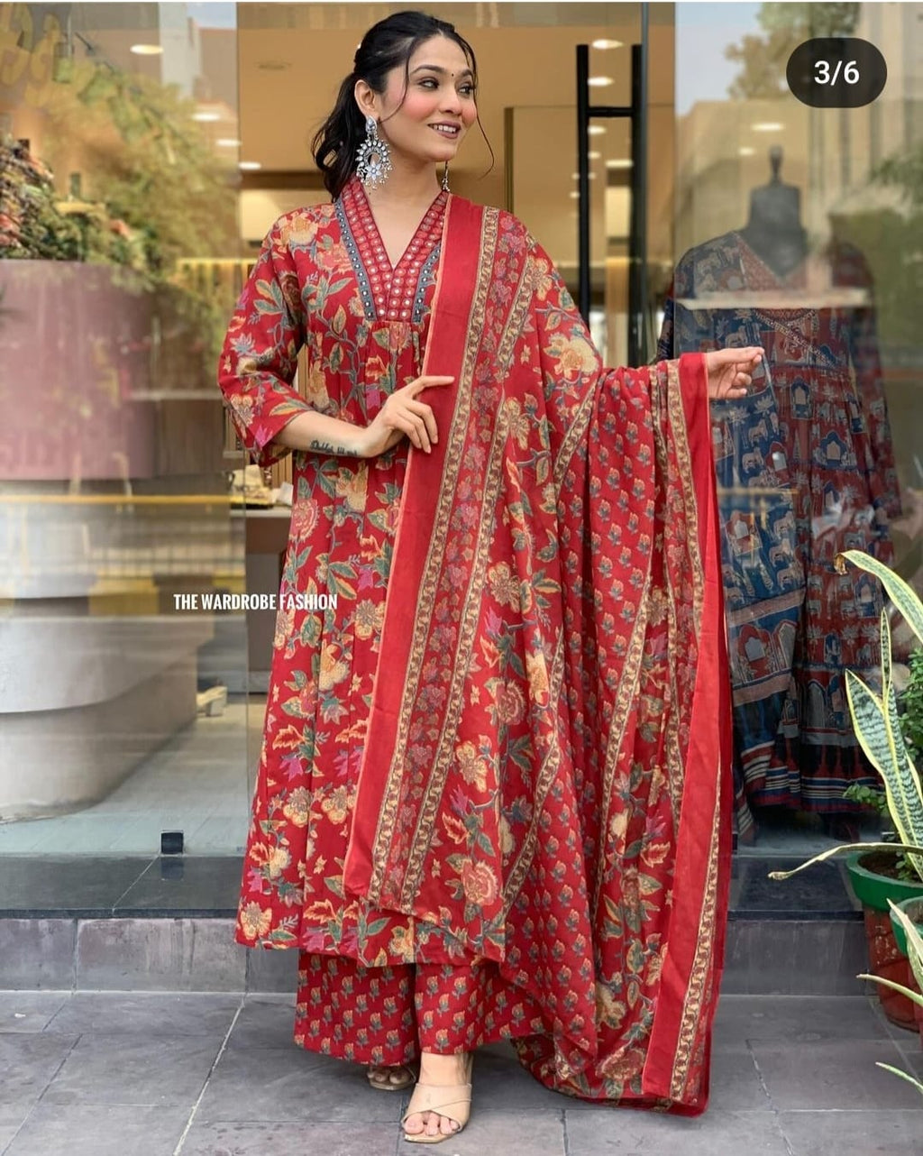Red Women’s Floral Printed Kurta Pant Dupatta Set