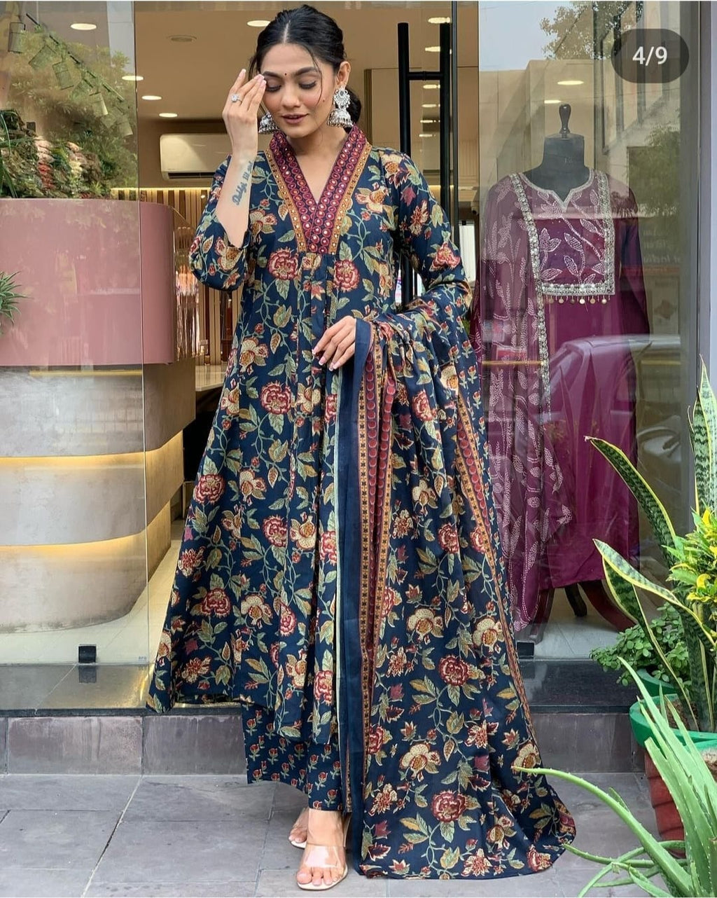 Green Women’s Floral Printed Kurta Pant Dupatta Set