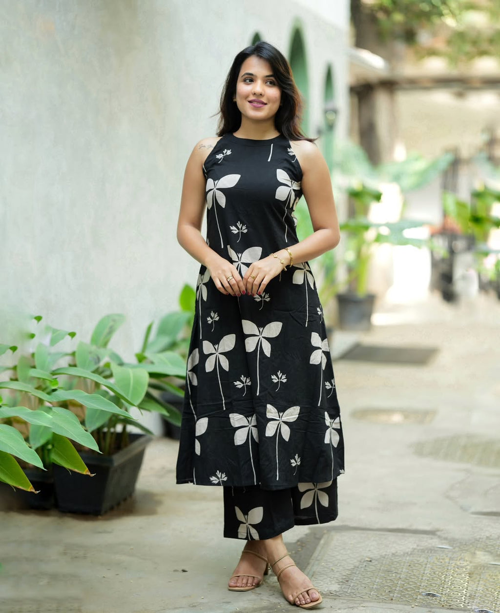 Women’s Black Floral Printed Co-Ord Set | Elegant Casual Ethnic Wear