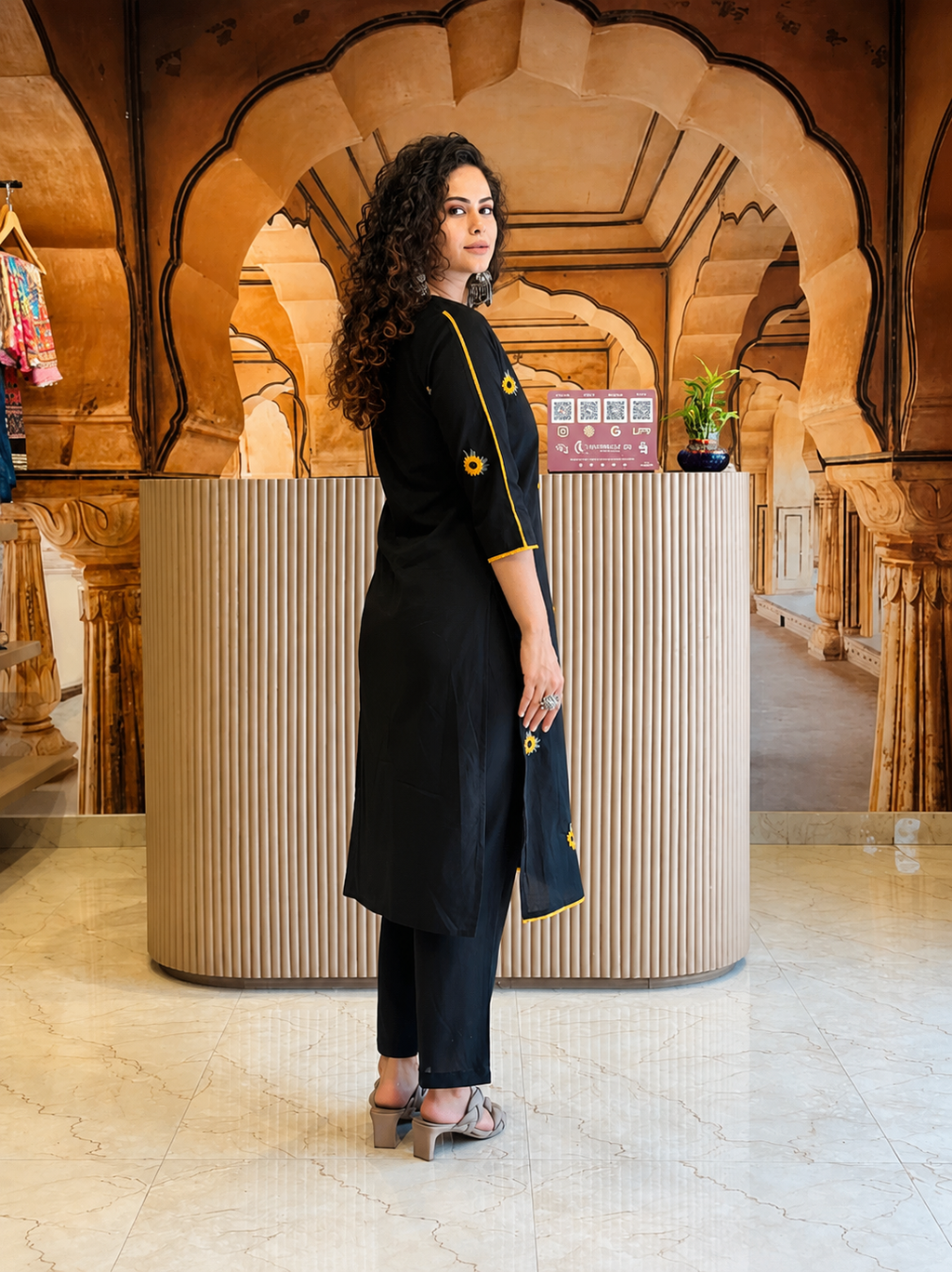 Elegant Black Sunflower Embroidered Kurta Palazzo Set 🌻✨